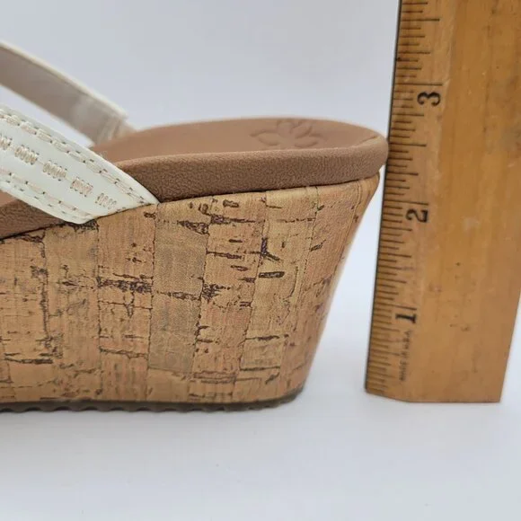 Skechers Beverlee Tiger Posse Sandals Luxe Foam Women's Sz 6 Wedge Strappy White - Picture 12 of 15